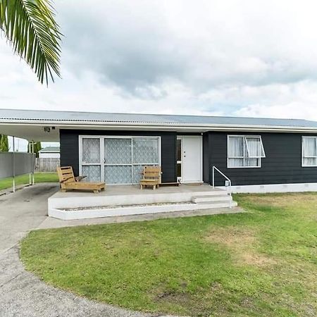 陶朗加 Mount Maunganui House酒店 外观 照片