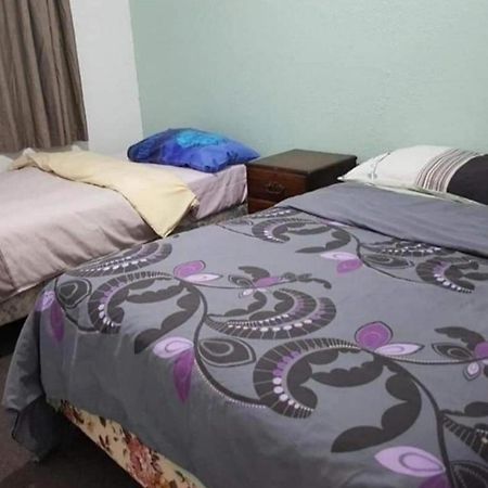 陶朗加 Mount Maunganui House酒店 外观 照片